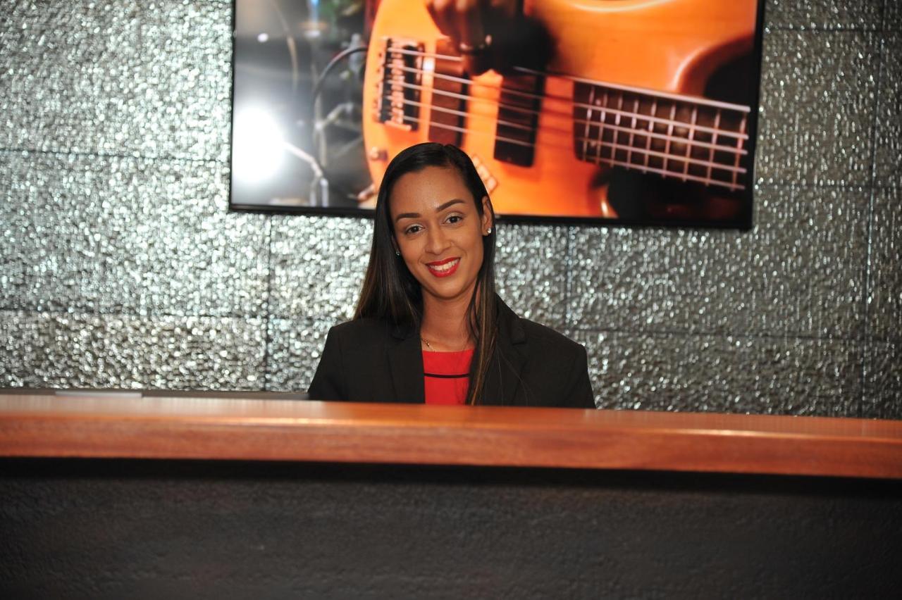 R Hotel Kingston Dış mekan fotoğraf